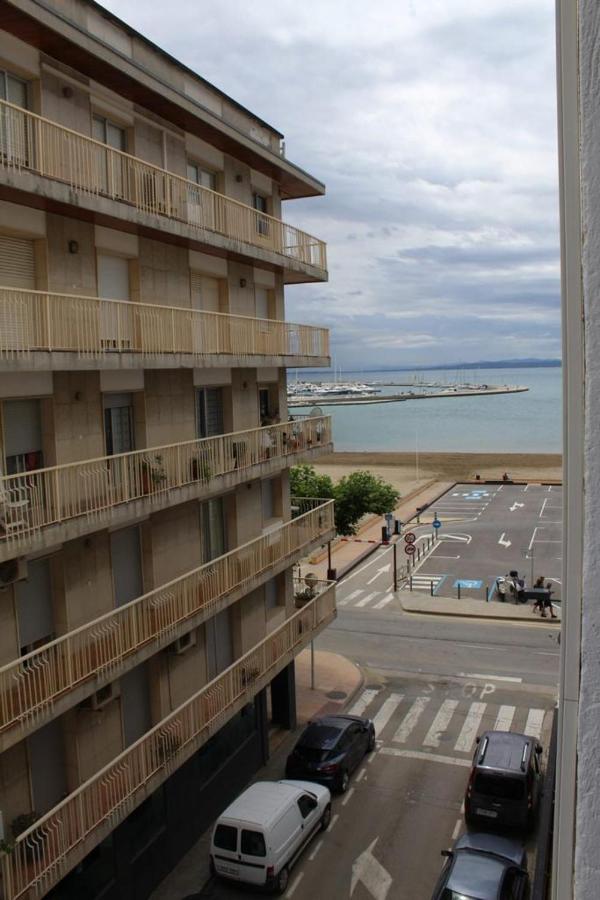 Apartaments Oller Centro Roses Esterno foto
