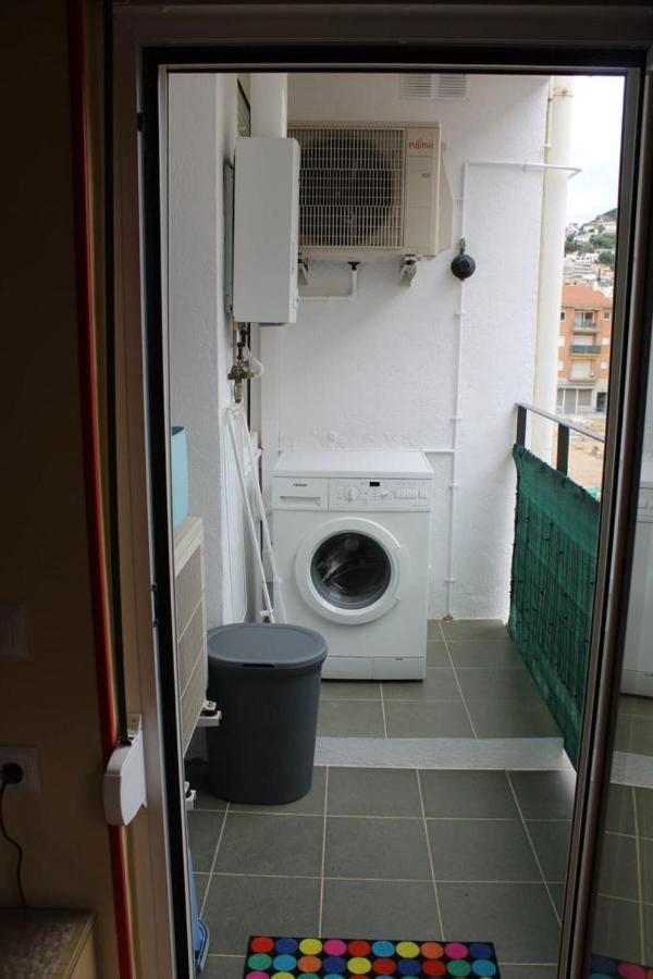 Apartaments Oller Centro Roses Esterno foto