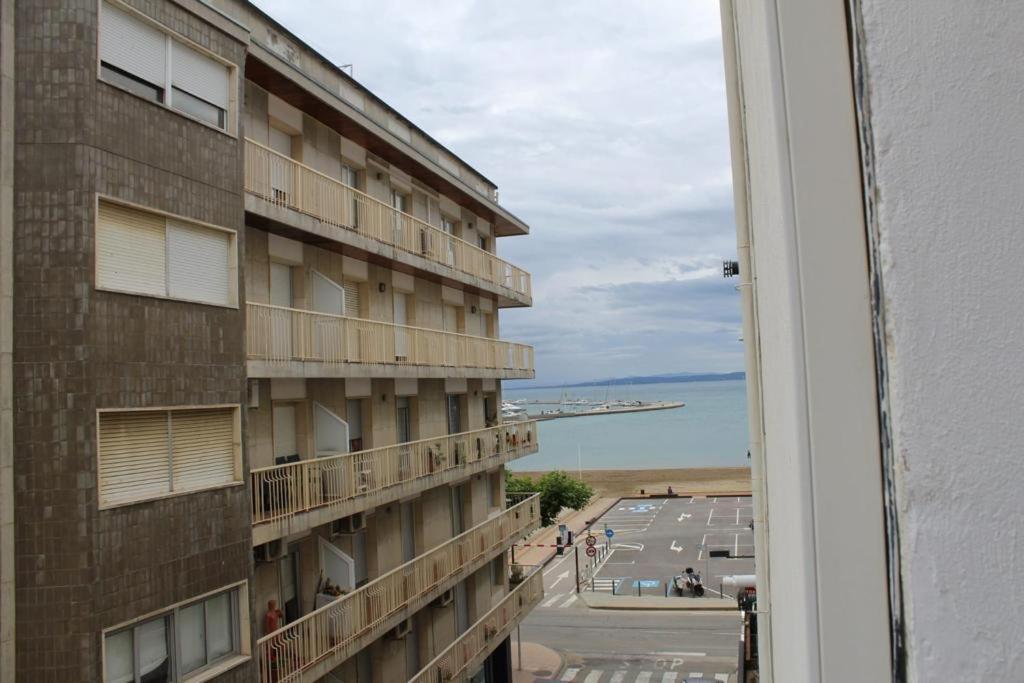 Apartaments Oller Centro Roses Esterno foto