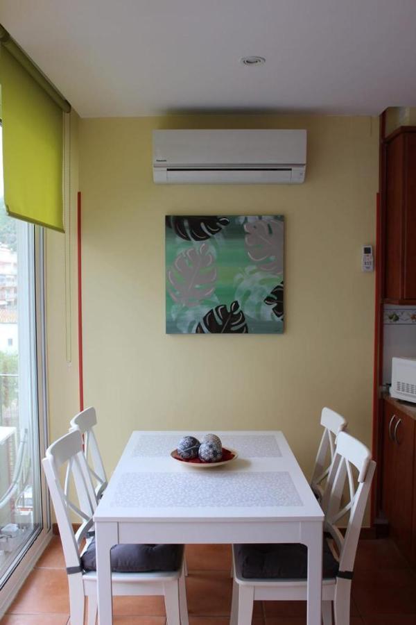 Apartaments Oller Centro Roses Esterno foto