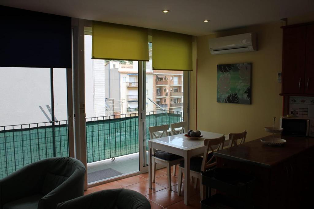 Apartaments Oller Centro Roses Esterno foto