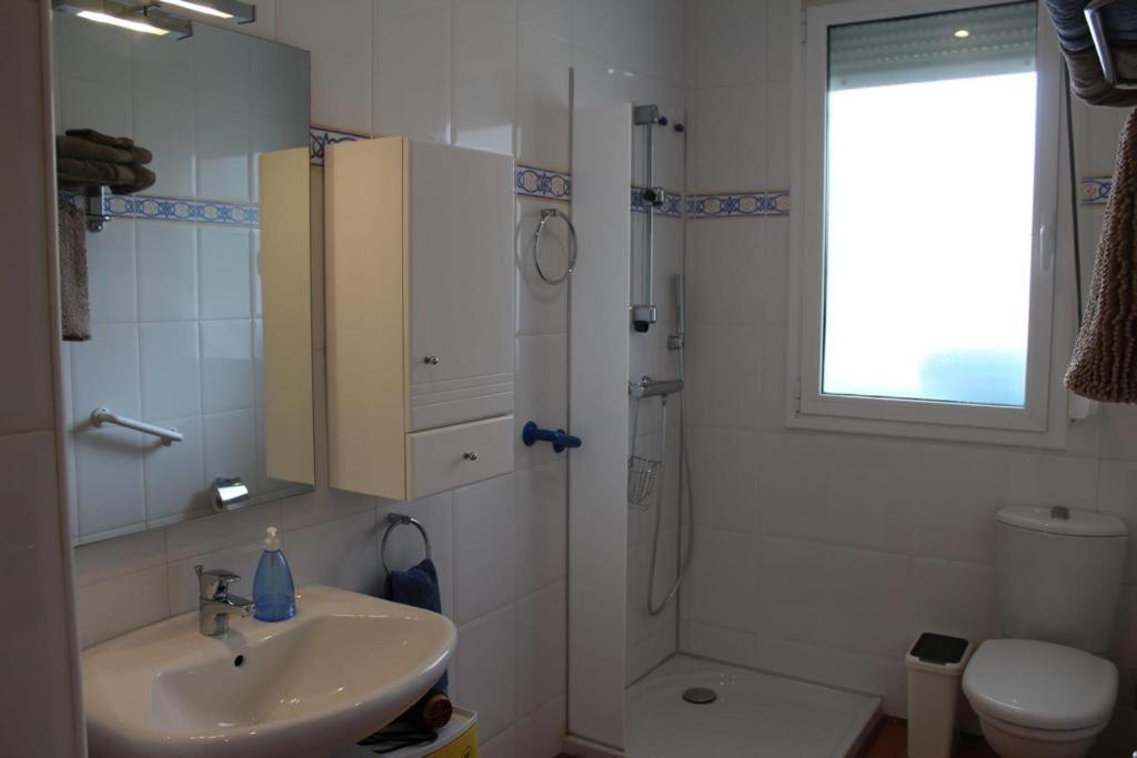 Apartaments Oller Centro Roses Esterno foto