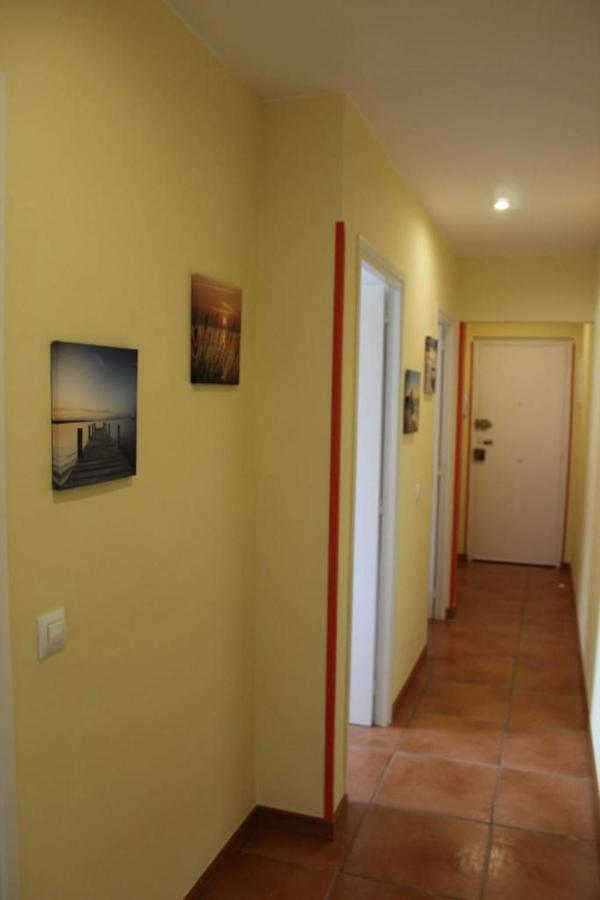Apartaments Oller Centro Roses Esterno foto