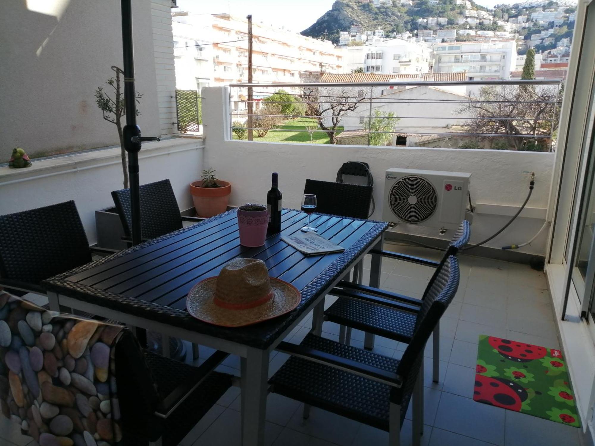 Apartaments Oller Centro Roses Esterno foto